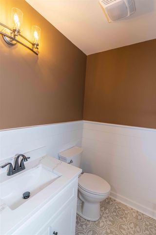 1130 TWIN VIEW CIR, Selmer, TN 38375