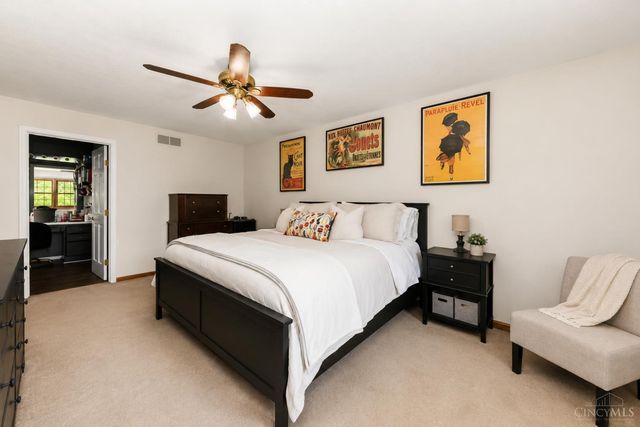 2590 Westbourne Drive, Cincinnati, OH 45248