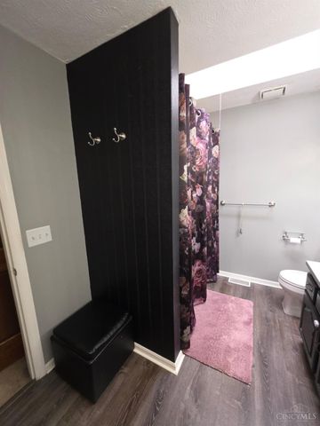 2590 Westbourne Drive, Cincinnati, OH 45248
