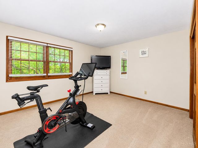 2590 Westbourne Drive, Cincinnati, OH 45248