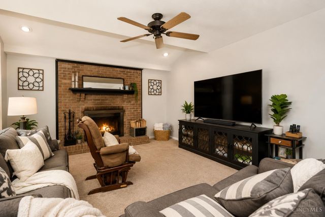 2590 Westbourne Drive, Cincinnati, OH 45248