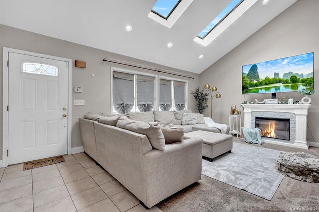 69 American Avenue, Coram, NY 11727