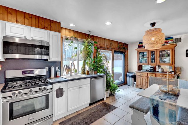 69 American Avenue, Coram, NY 11727