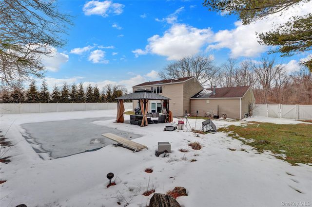 69 American Avenue, Coram, NY 11727