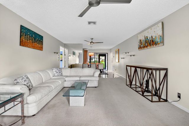 4866 Dovewood Circle A, Boynton Beach, FL 33436