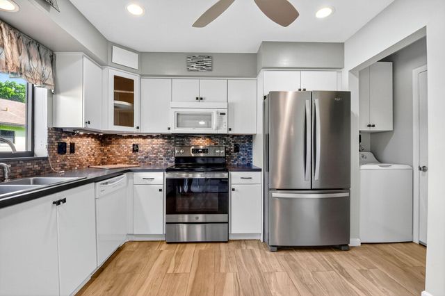 4866 Dovewood Circle A, Boynton Beach, FL 33436