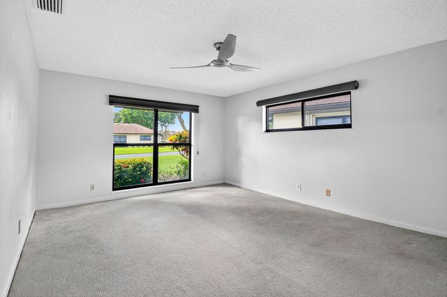 4866 Dovewood Circle A, Boynton Beach, FL 33436