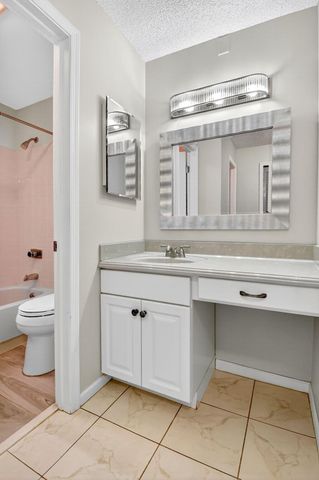 4866 Dovewood Circle A, Boynton Beach, FL 33436