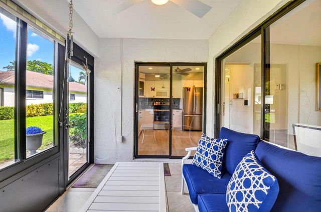 4866 Dovewood Circle A, Boynton Beach, FL 33436