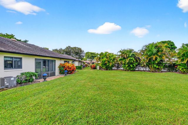 4866 Dovewood Circle A, Boynton Beach, FL 33436