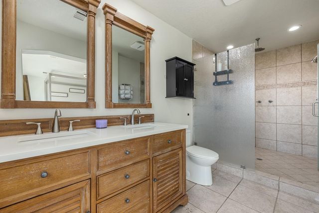 8300 Jantzen Rd, Modesto, CA 95357