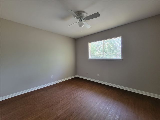 5406 Saddleback Road, Garland, TX 75043