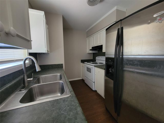 5406 Saddleback Road, Garland, TX 75043
