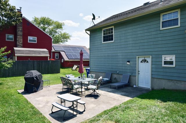210 BENTWOOD DR, Delran, NJ 08075