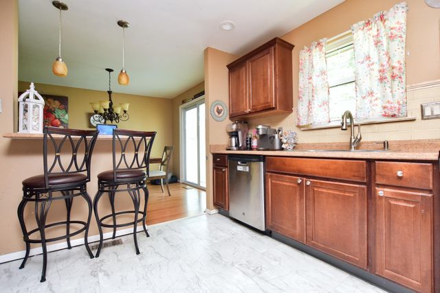 210 BENTWOOD DR, Delran, NJ 08075
