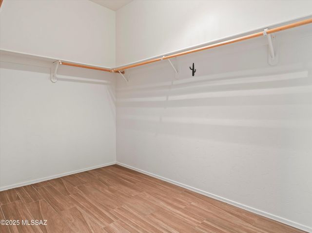 9731 E Kleindale Road, Tucson, AZ 85749