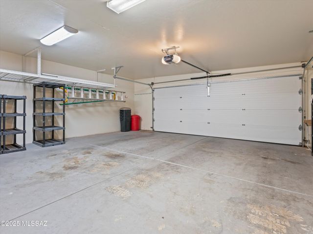 9731 E Kleindale Road, Tucson, AZ 85749