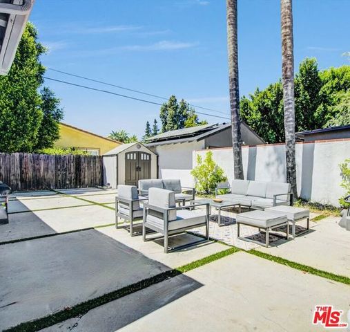 5195 Densmore Avenue, Los Angeles, CA 91436
