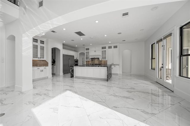 8418 Lofty Pines, Richmond, TX 77406