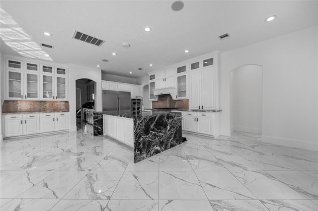 8418 Lofty Pines, Richmond, TX 77406