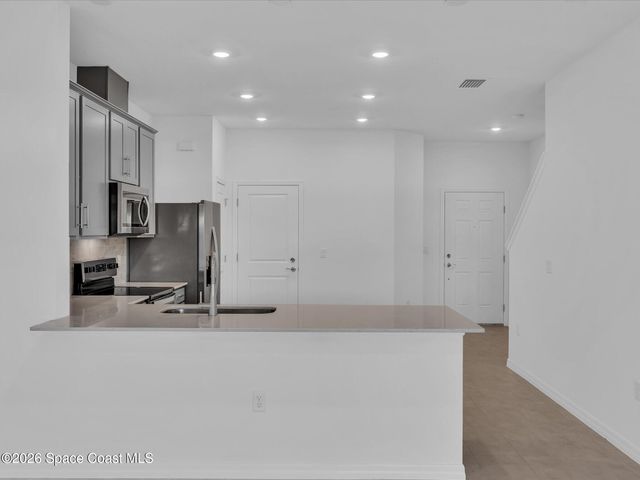 4446 Jetty Lane NE, Palm Bay, FL 32905