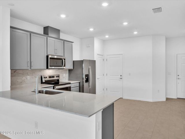 4446 Jetty Lane NE, Palm Bay, FL 32905