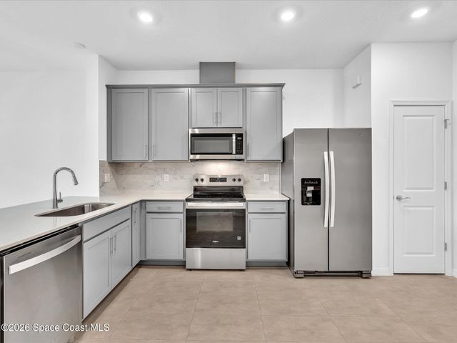 4446 Jetty Lane NE, Palm Bay, FL 32905