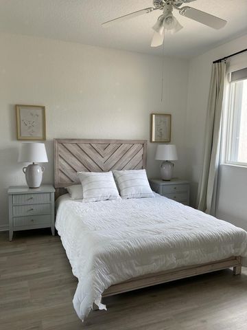 4600 Mariners Cove Drive, Wellington, FL 33449