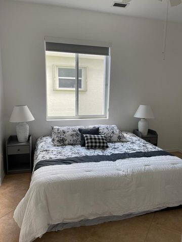 4600 Mariners Cove Drive, Wellington, FL 33449