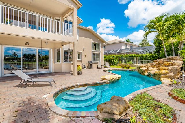 4600 Mariners Cove Drive, Wellington, FL 33449