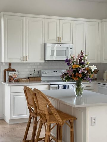 4600 Mariners Cove Drive, Wellington, FL 33449