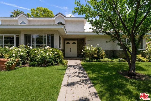 16155 Otsego Street, Encino, CA 91436