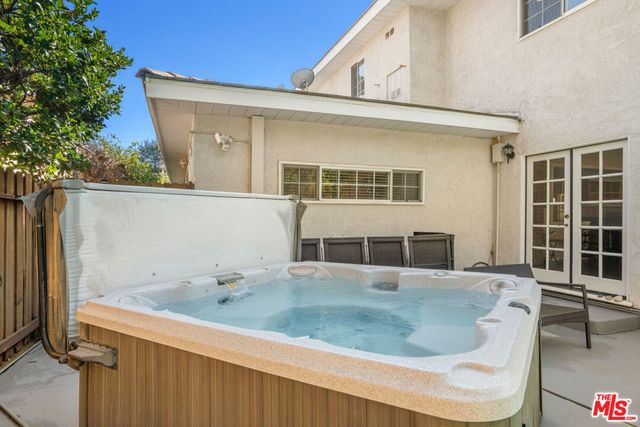 16155 Otsego Street, Encino, CA 91436