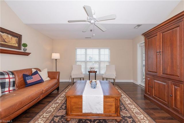 4757 Tatton Park Circle 1B, Winston-salem, NC 27103