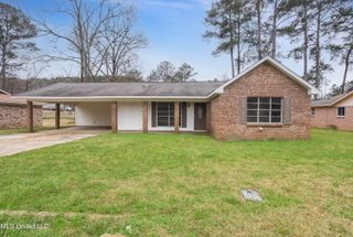 3521 Beaumont Drive, Pearl, MS 39208