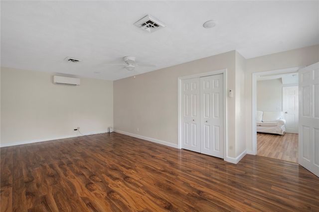 56 Fort Avenue, Cranston, RI 02905