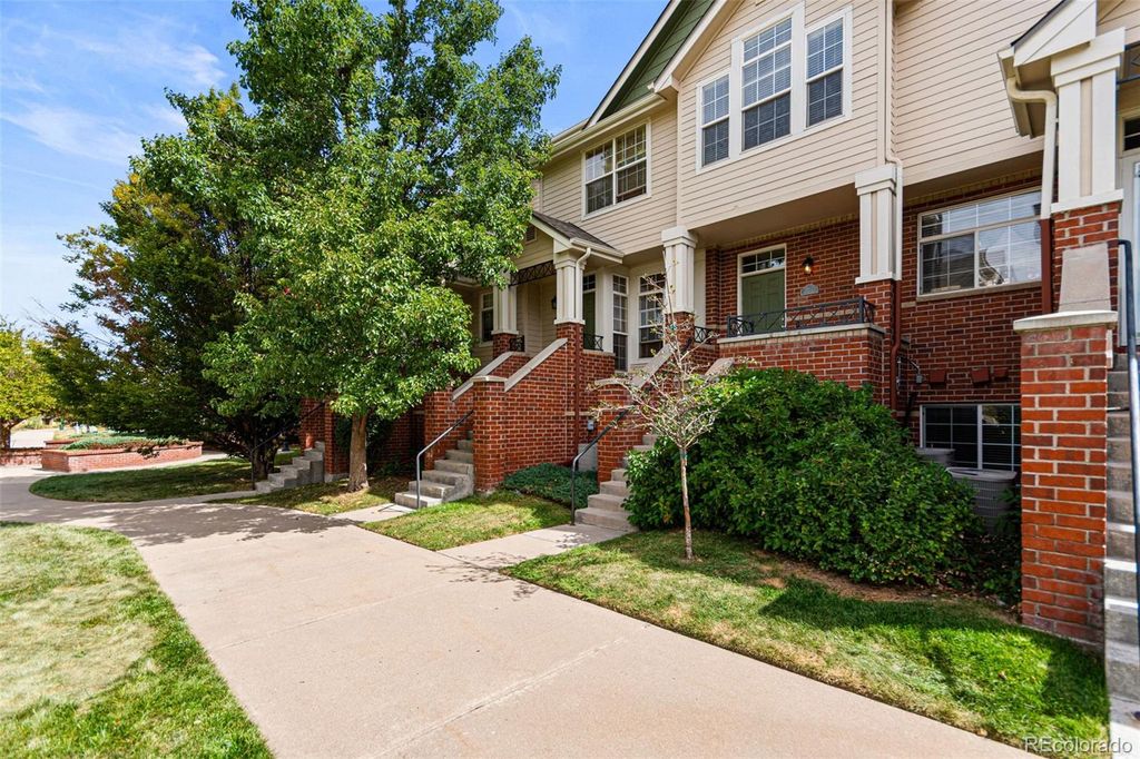 1433 S Emporia Court, Aurora, CO 80247