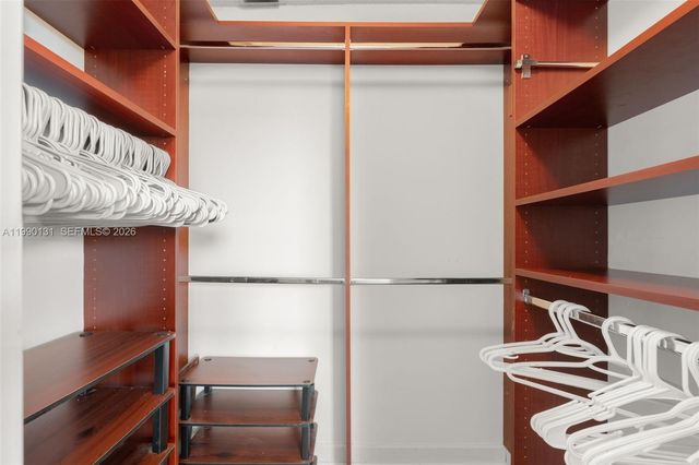 5761 Riverside Dr 304B4, Coral Springs, FL 33067