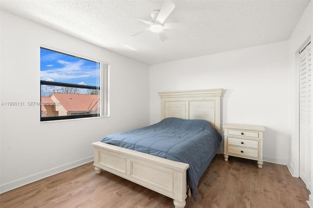 5761 Riverside Dr 304B4, Coral Springs, FL 33067