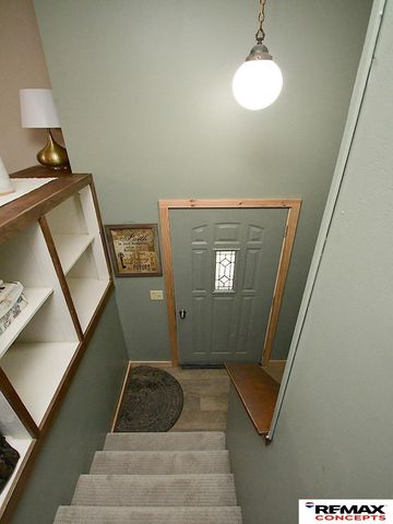 230 Sycamore Circle, Gretna, NE 68028