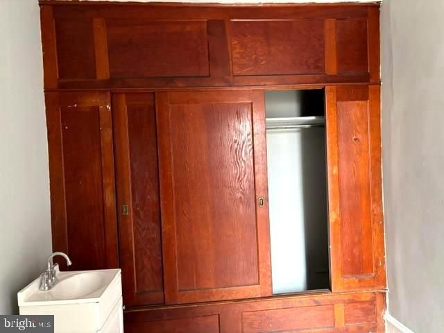 1557 MOUNT EPHRAIM AVE, Camden, NJ 08104