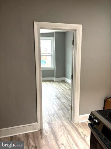 1557 MOUNT EPHRAIM AVE, Camden, NJ 08104