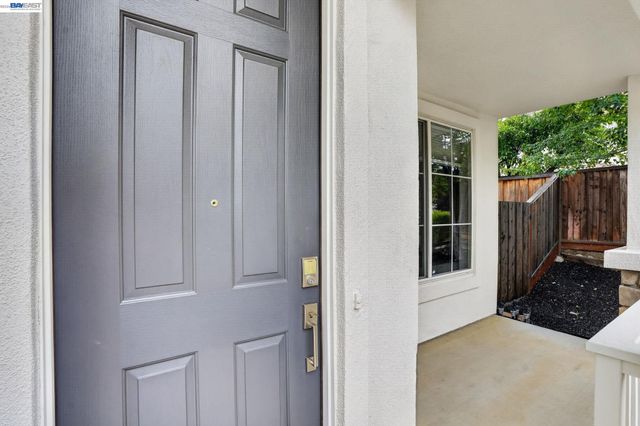 1435 Ruebens Mdw, Brentwood, CA 94513