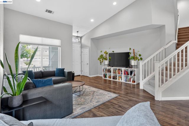 1435 Ruebens Mdw, Brentwood, CA 94513