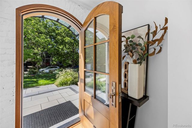 250 Ash Street, Denver, CO 80220