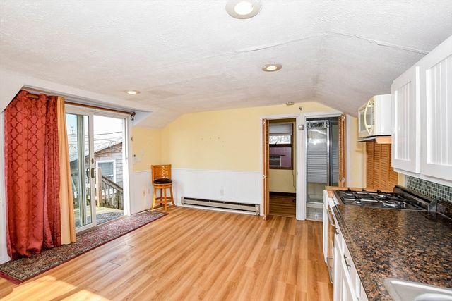 50 Maynard Ln 50D, Bourne, MA 02532