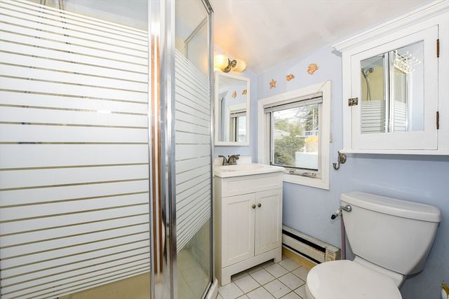 50 Maynard Ln 50D, Bourne, MA 02532