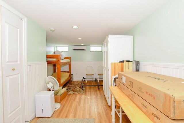 50 Maynard Ln 50D, Bourne, MA 02532