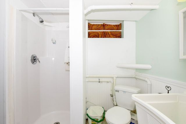 50 Maynard Ln 50D, Bourne, MA 02532