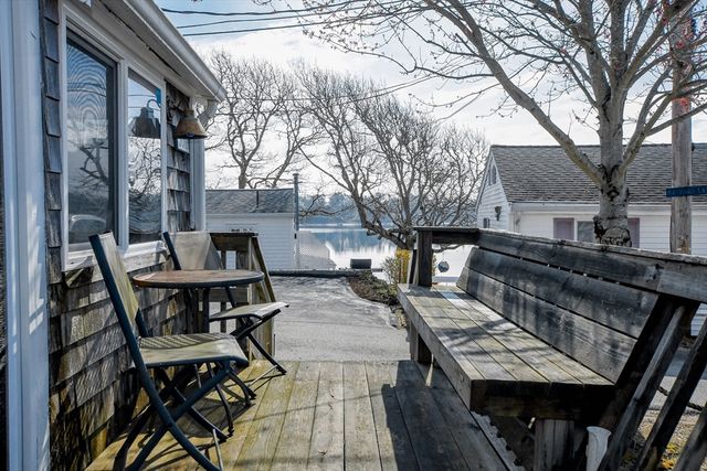 50 Maynard Ln 50D, Bourne, MA 02532